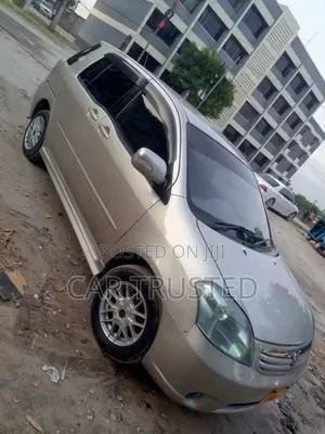 Toyota Raum 1.5 AWD 2005 Silver
