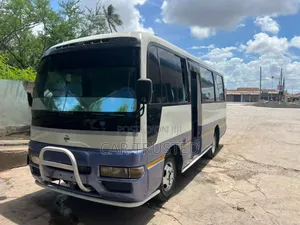 Nissan Civilian 1999 White