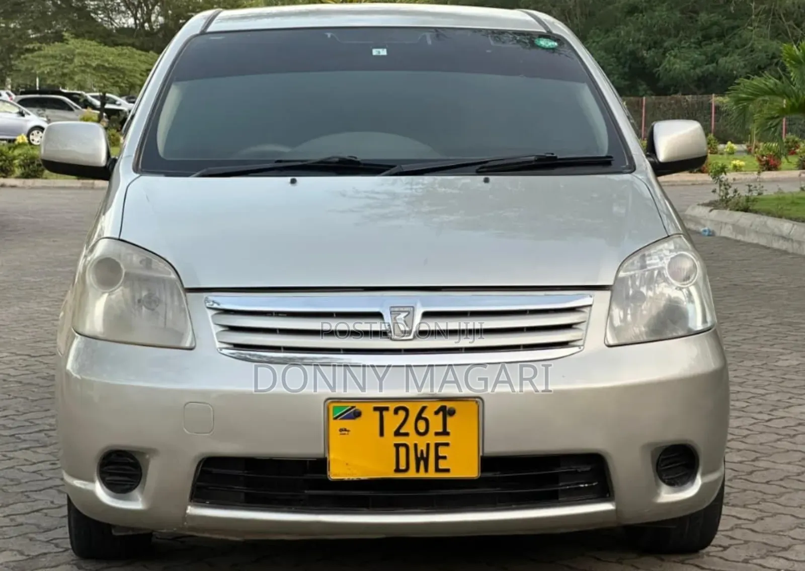 Toyota Raum 1.5 AWD 2004 Silver