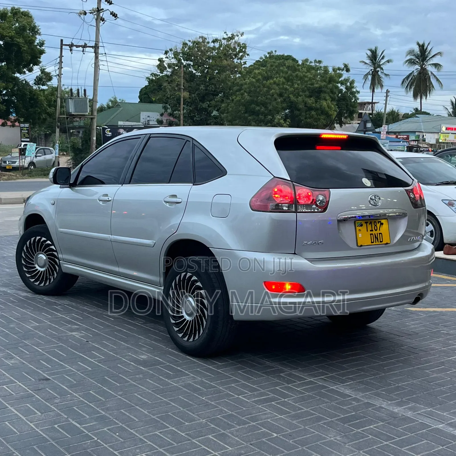 Toyota Harrier 2.4 2005 Silver