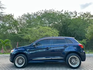 Mitsubishi RVR 2010 Blue
