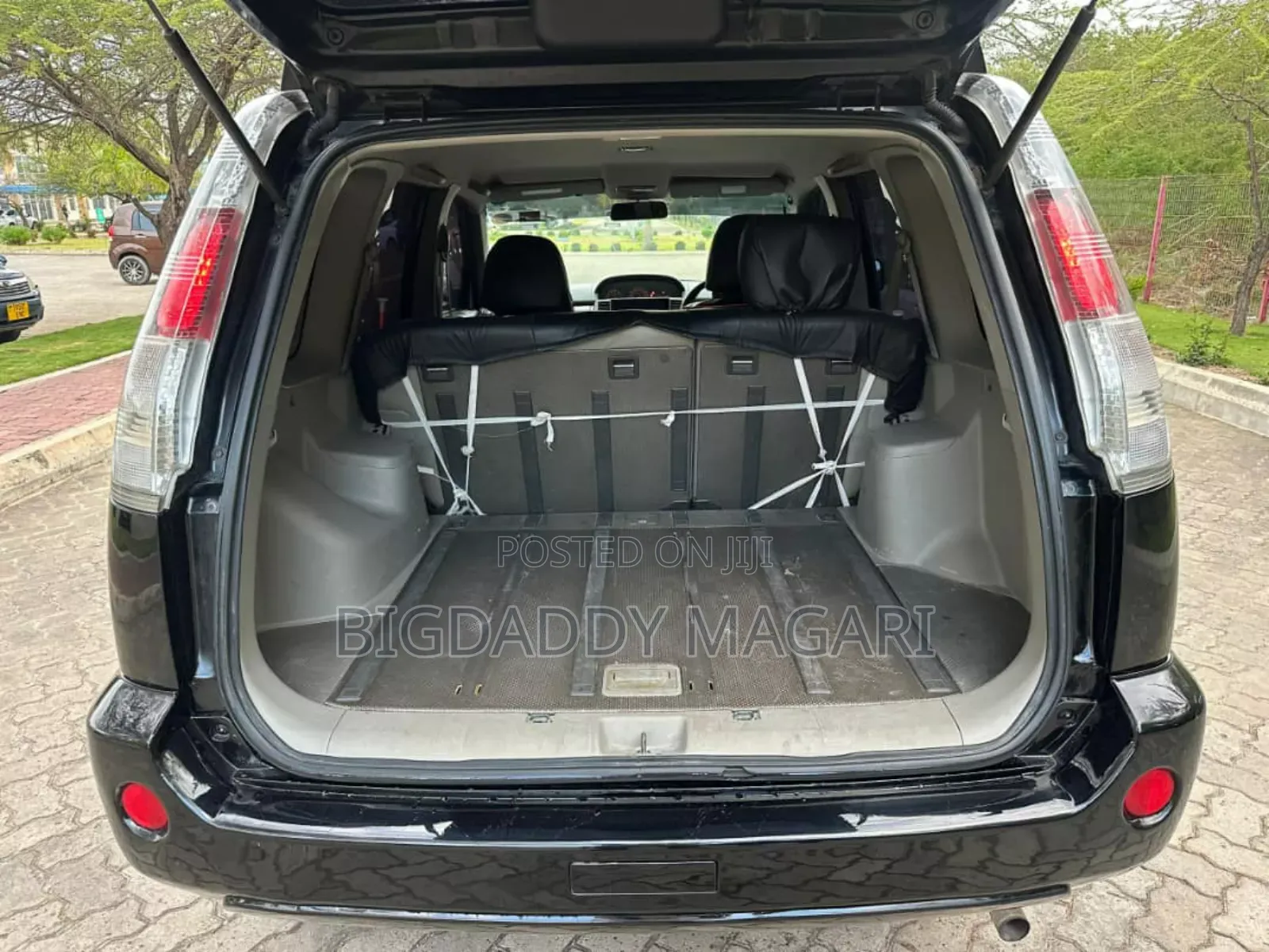 Nissan X-Trail 2006 Black