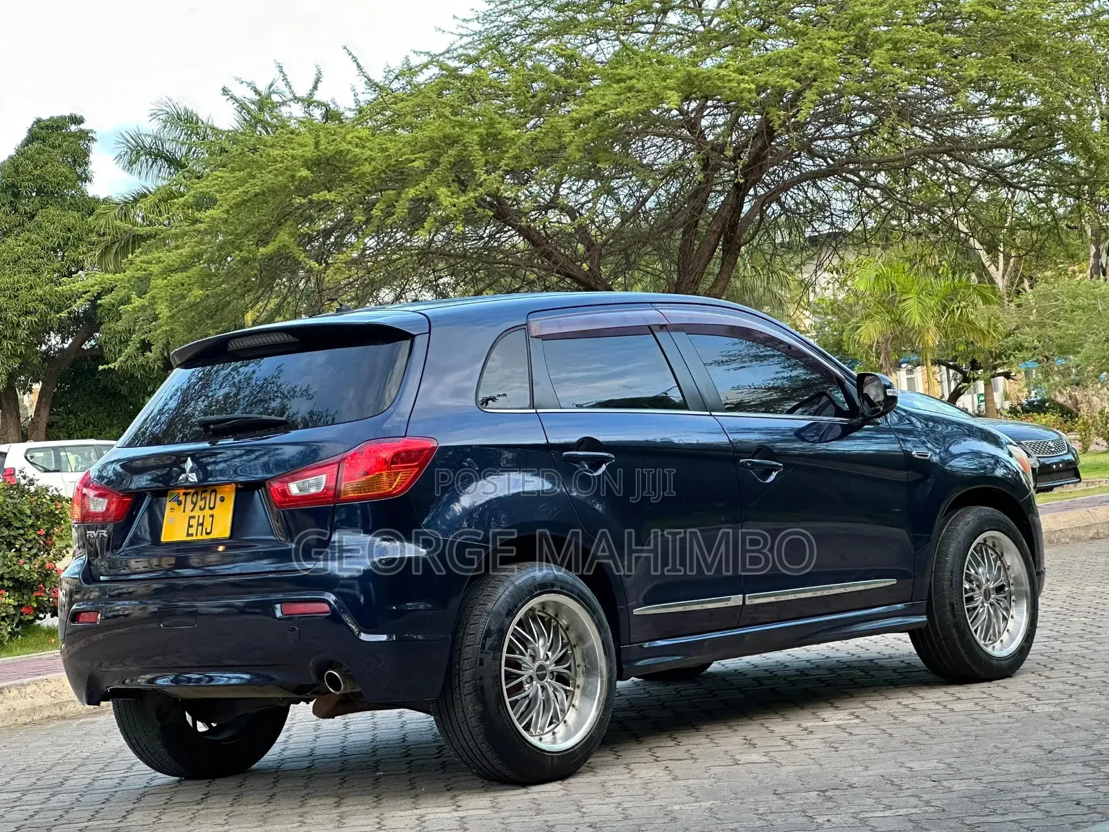 Mitsubishi RVR 2010 Blue
