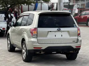 Subaru Forester 2008 Gold