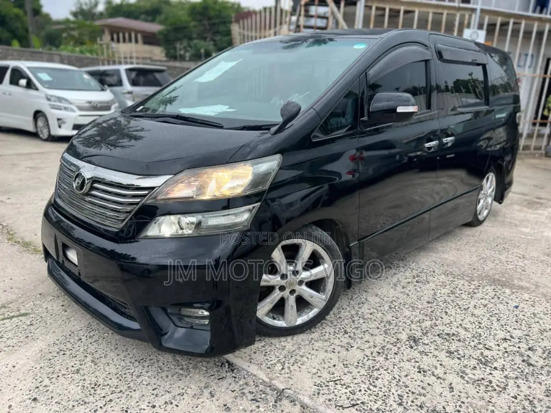 Toyota Vellfire 2010 Black