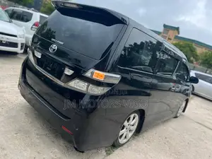 Toyota Vellfire 2010 Black