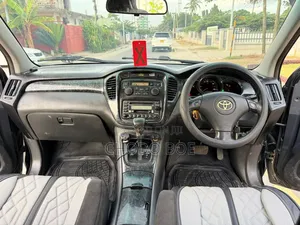 Toyota Kluger 2003 Black
