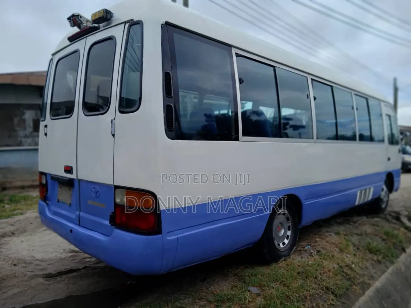 Toyota Coaster 2002 White