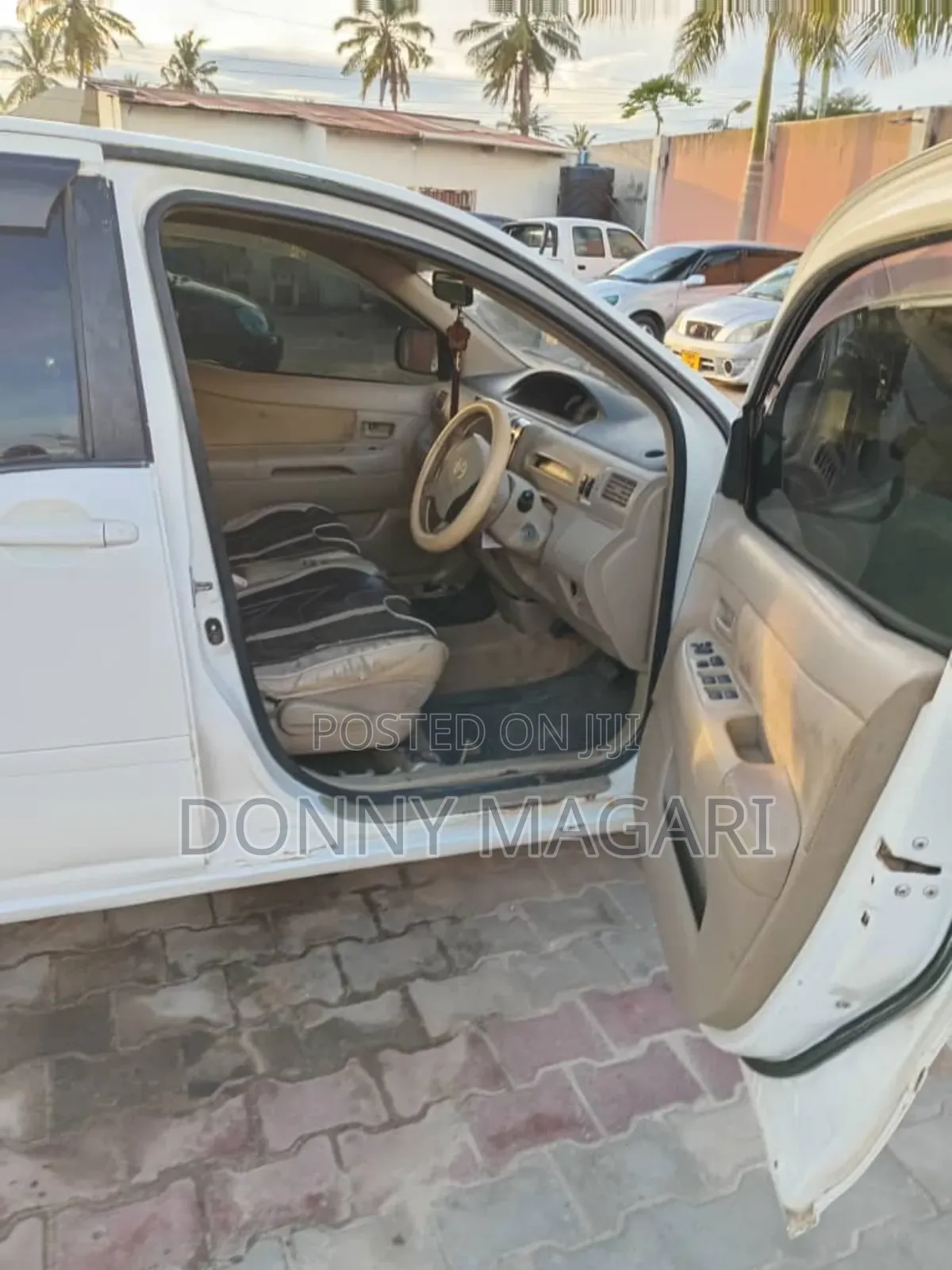 Toyota Raum 2006 White