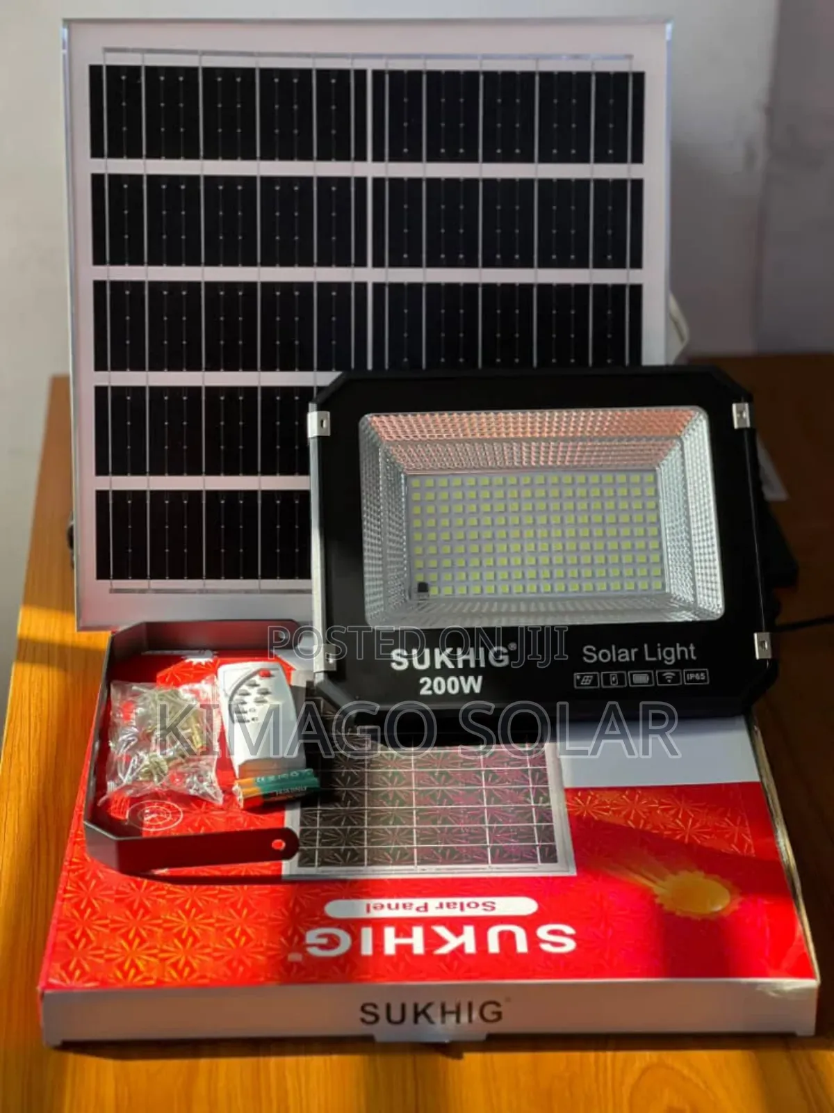 Solar Flood Light 200w Ultra Bright Works Up to 12 Hours