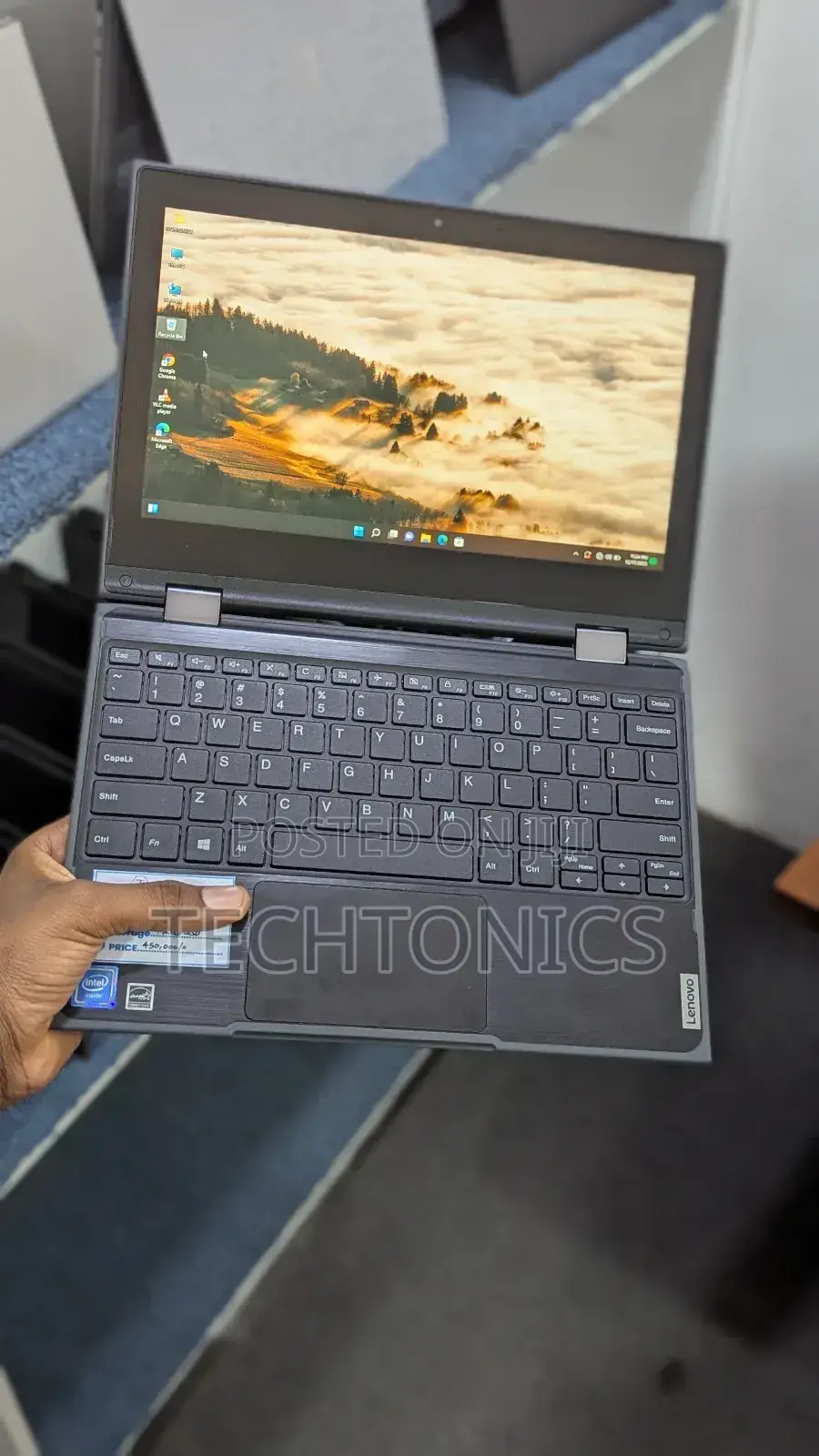 Laptop Lenovo 300e 4GB Intel SSD 160GB