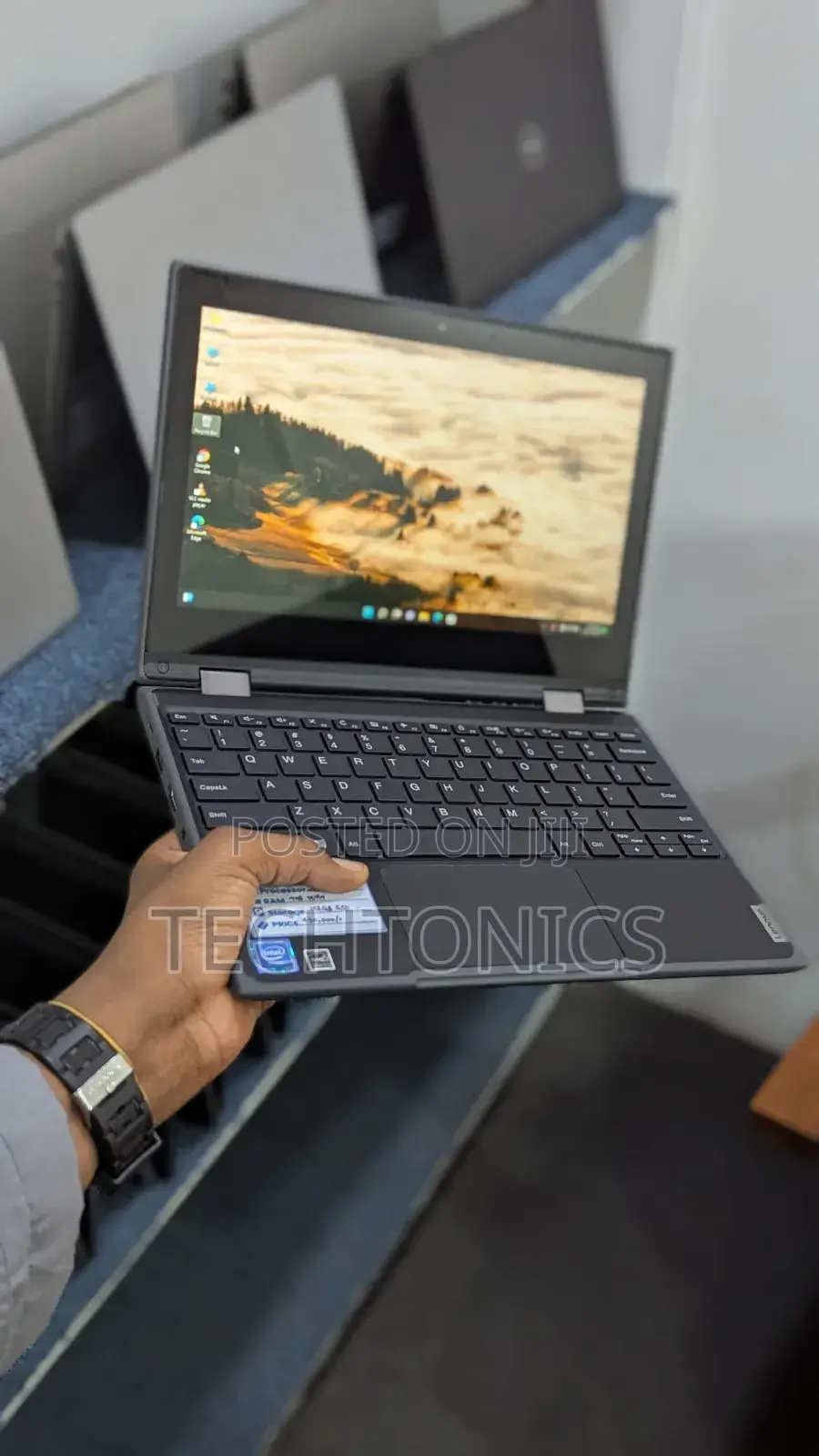 Laptop Lenovo 300e 4GB Intel SSD 160GB