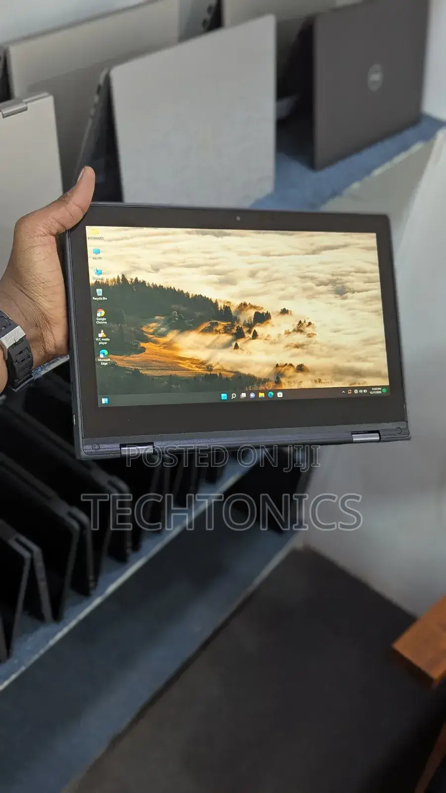 Laptop Lenovo 300e 4GB Intel SSD 160GB