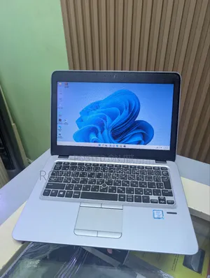 Laptop HP EliteBook 820 G3 16GB Intel Core I7 SSD 256GB