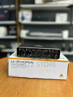 Bheringer U Phoria Umc 204hd