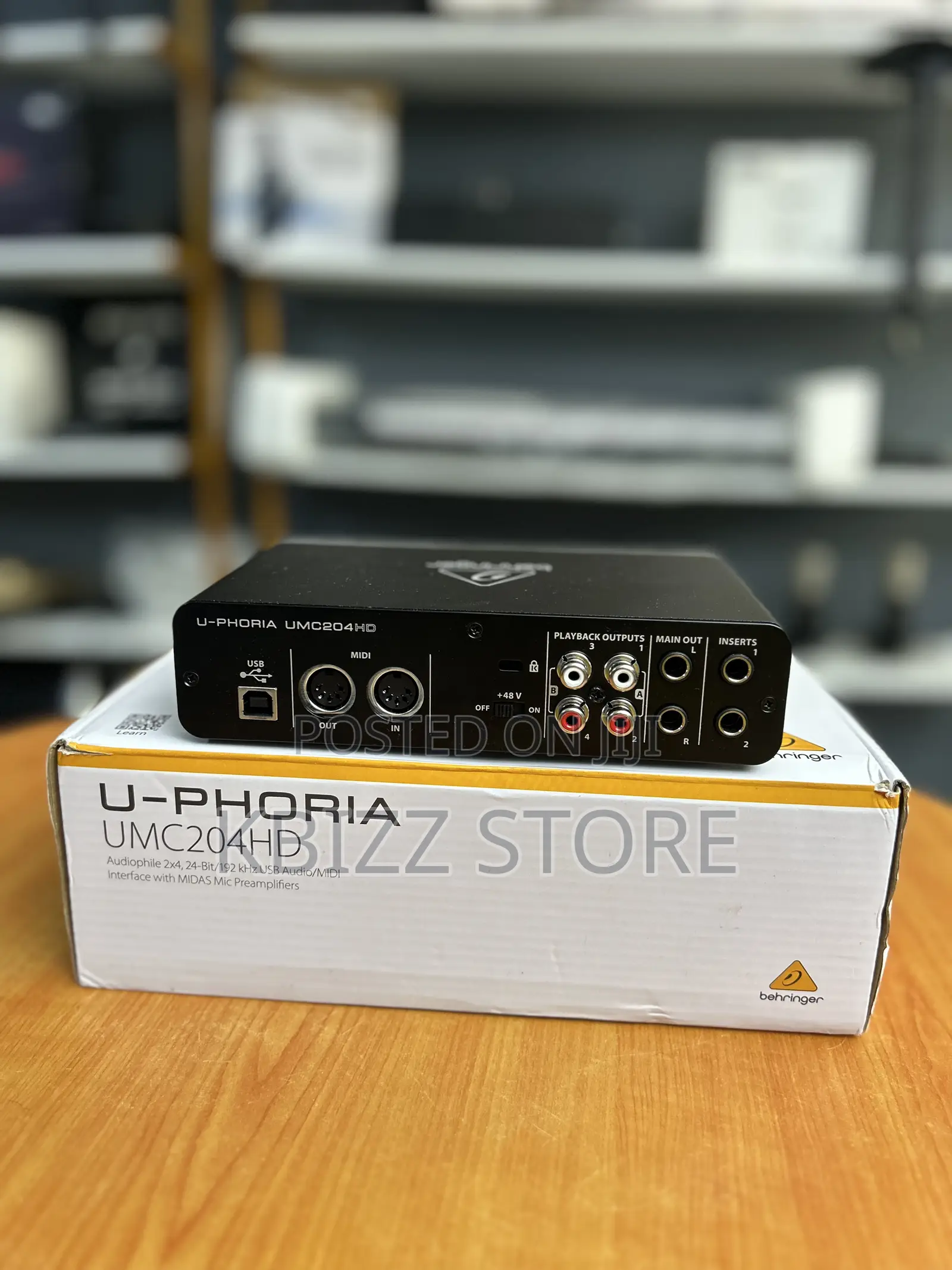 Bheringer U Phoria Umc 204hd