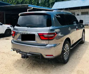 Nissan Patrol 2022 Gray