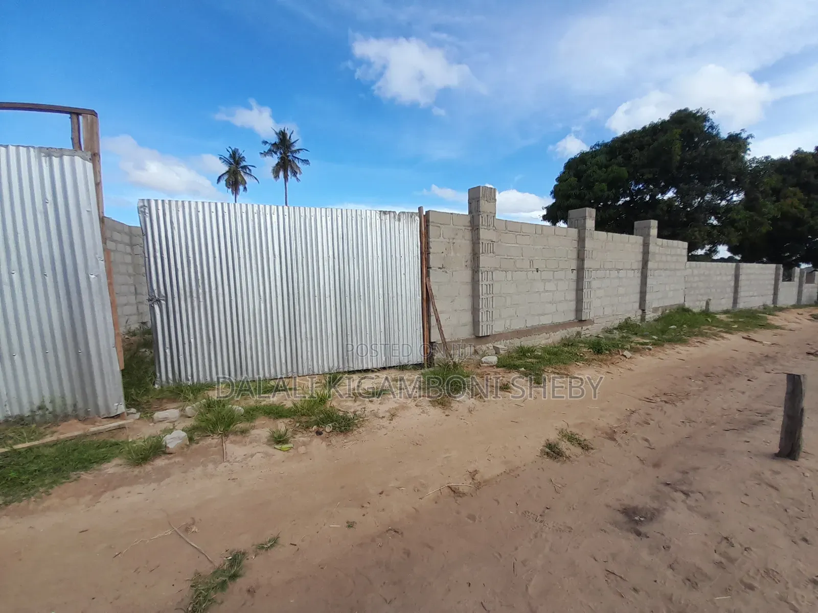 Kiwanja Kinauzwa Tuangoma