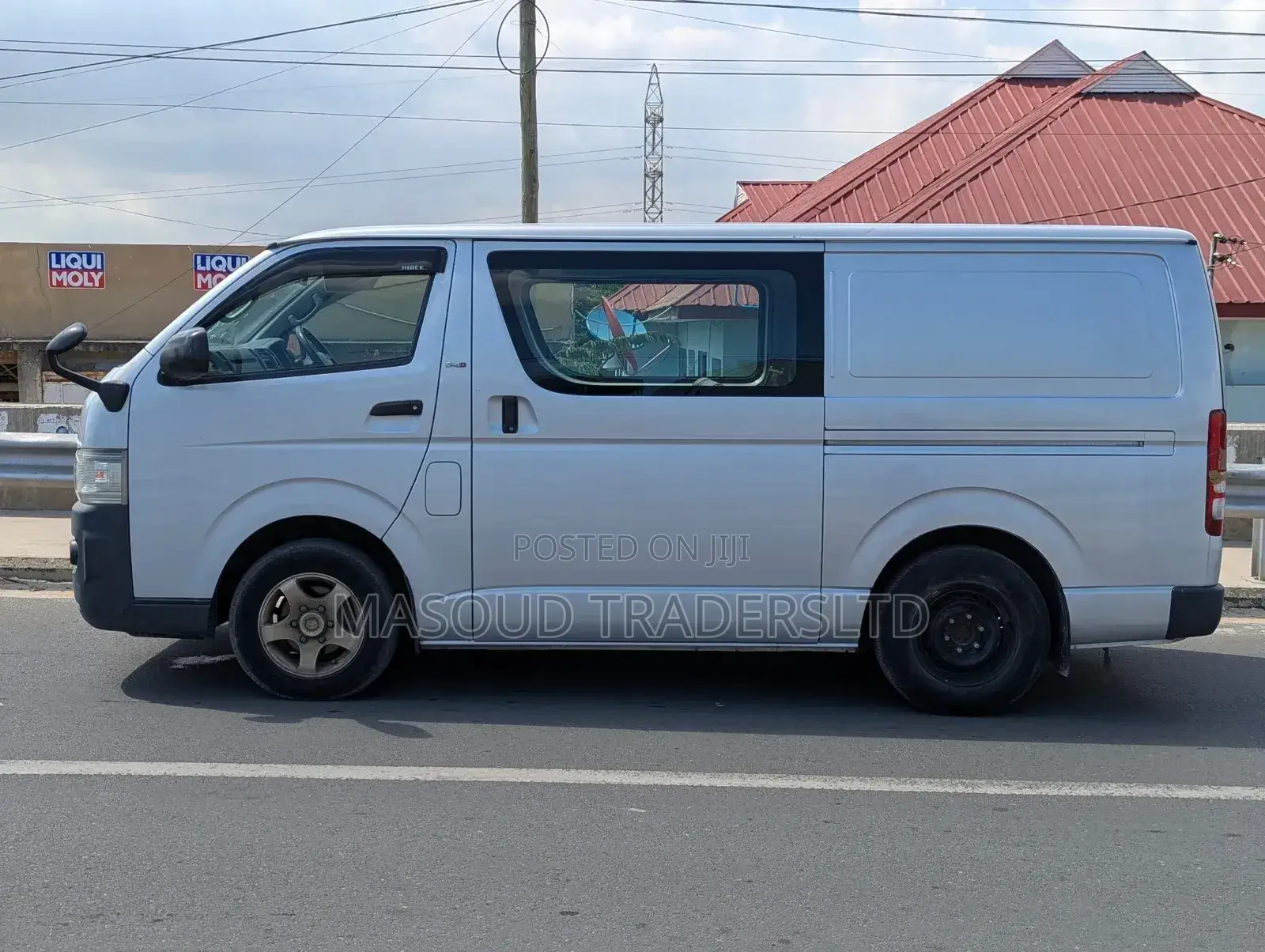 Toyota HiAce 2006 Silver