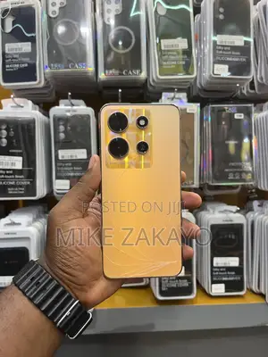 Infinix Note 30 256 GB Gold