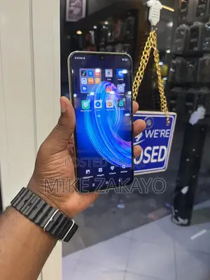 Infinix Note 30 256 GB Gold