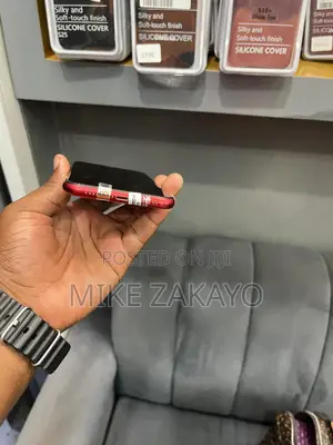 Apple iPhone 11 64 GB Red