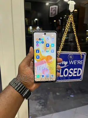 Infinix Hot 40i 128 GB Green