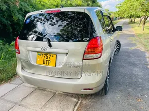Toyota Corolla Spacio 1.5 X 2004 Silver