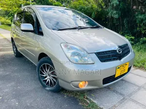Toyota Corolla Spacio 1.5 X 2004 Silver