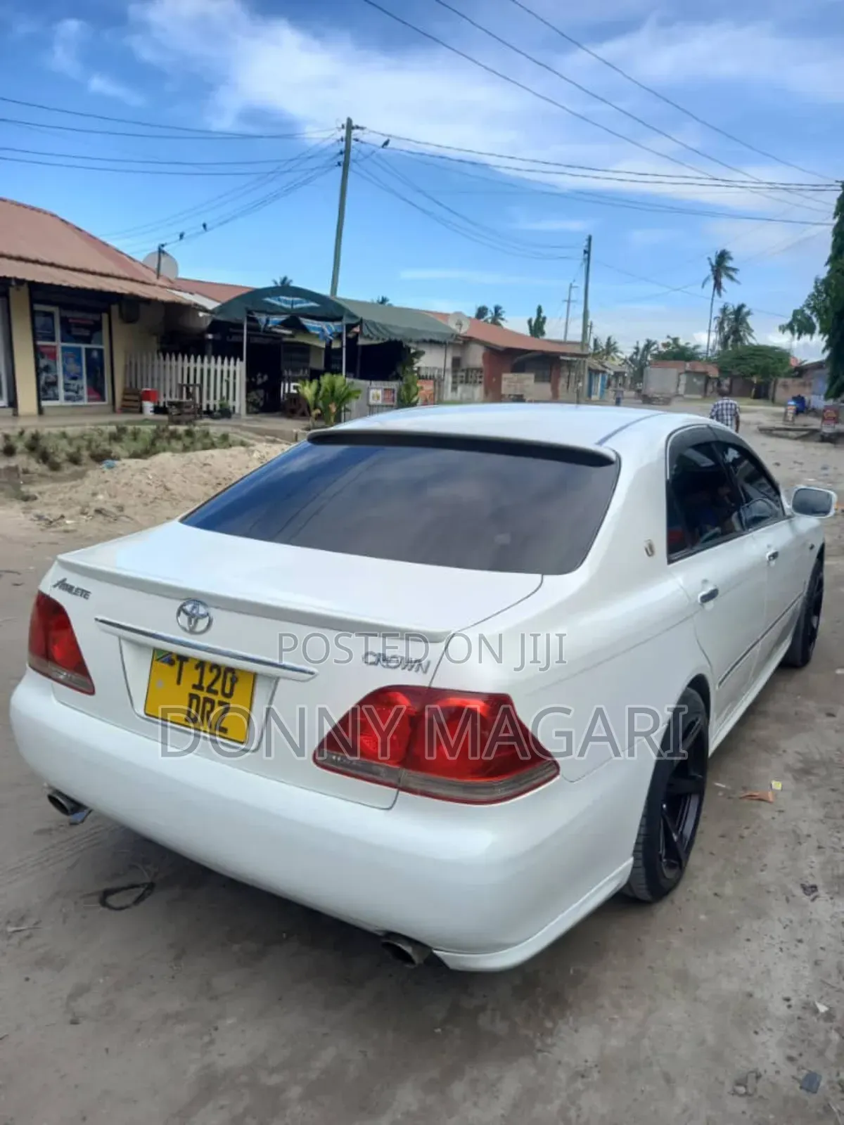 Toyota Crown 2006 White