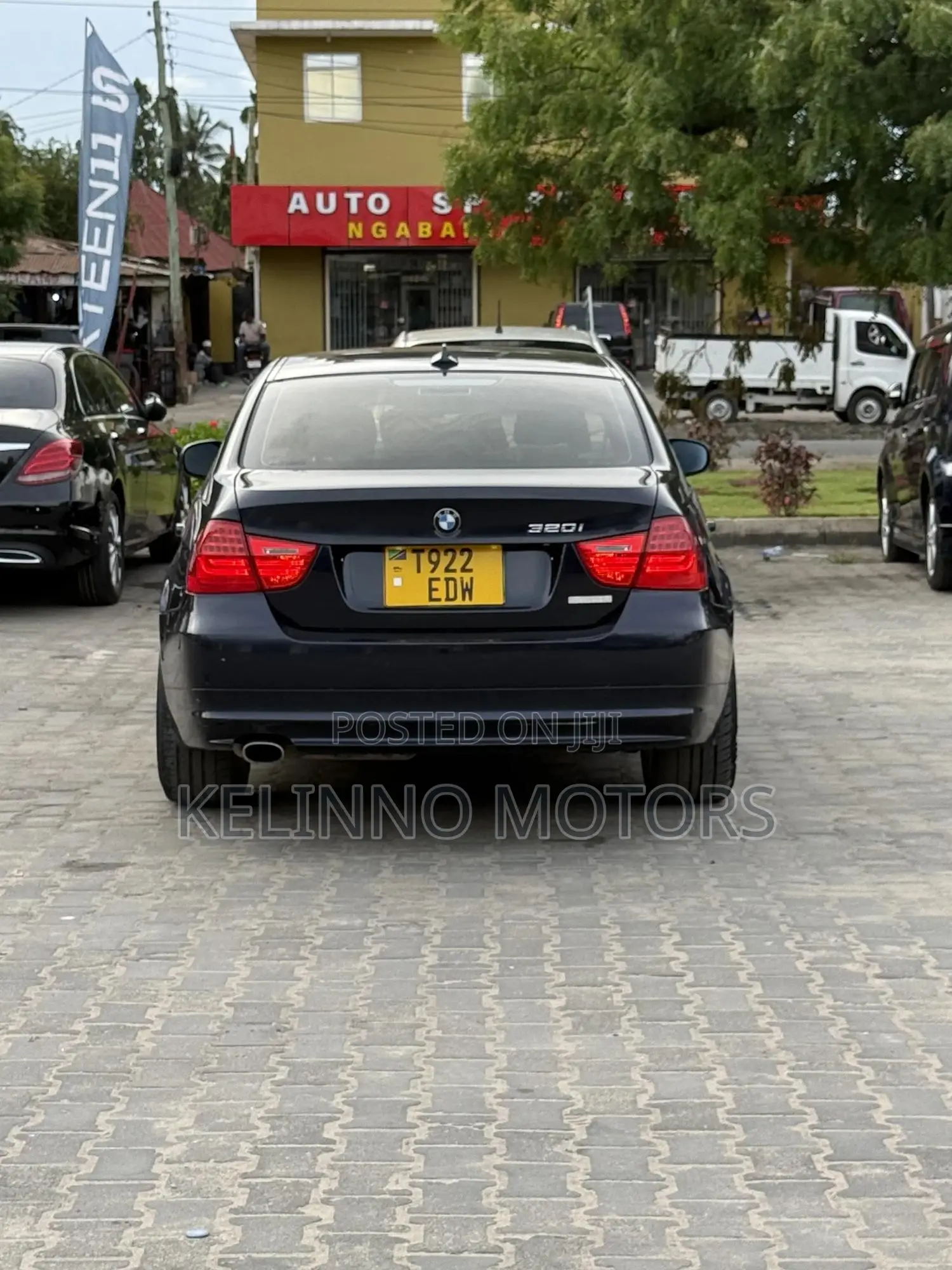 BMW 3 Series 2010 Blue
