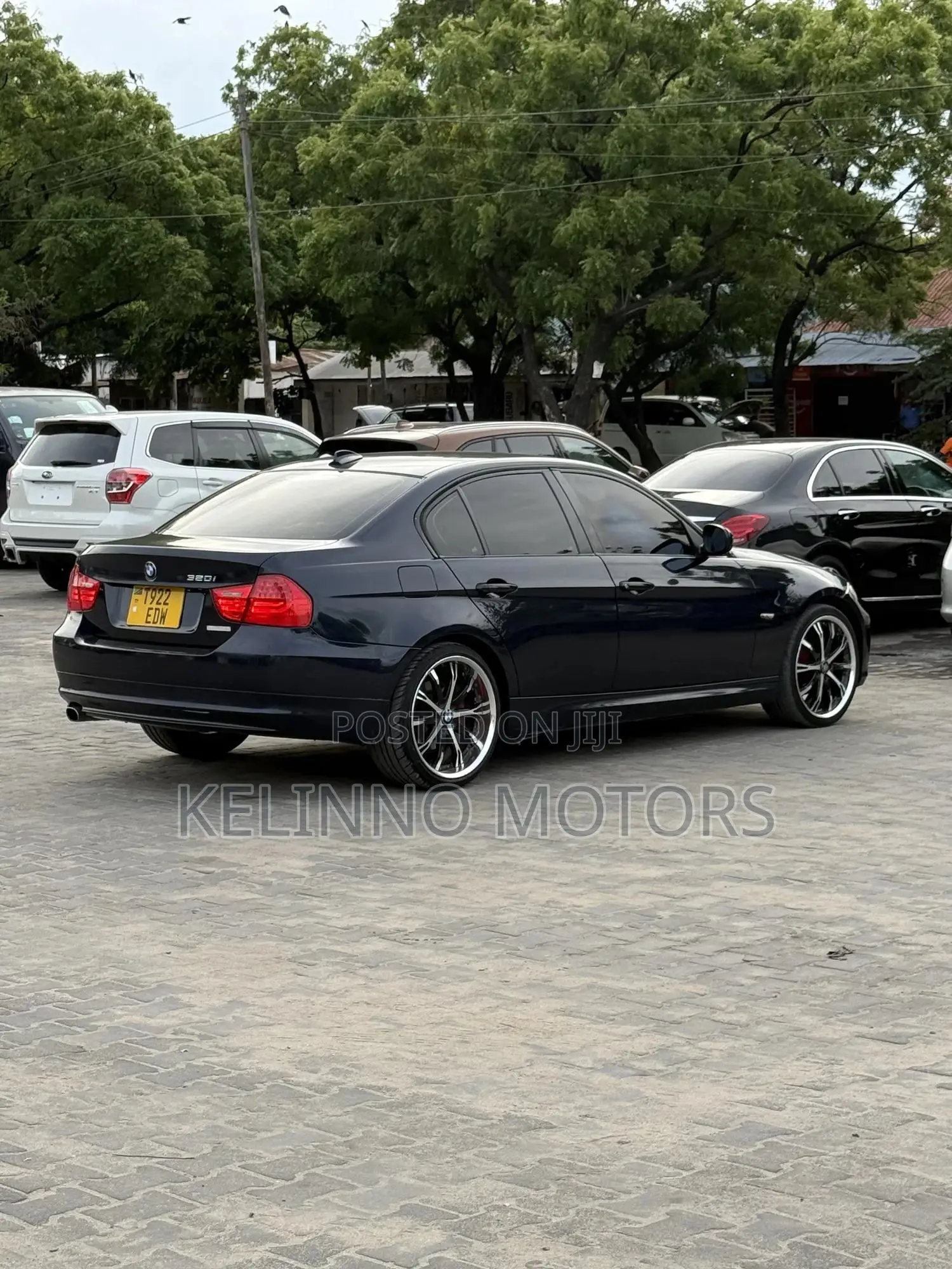 BMW 3 Series 2010 Blue