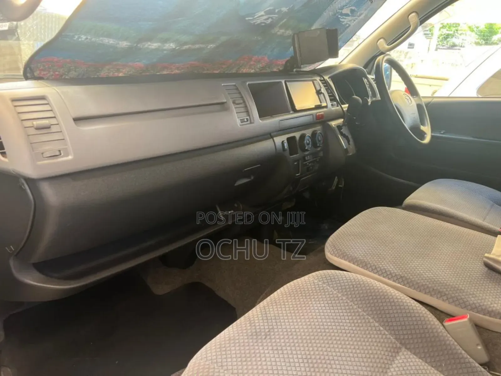 Toyota HiAce 2009 Silver