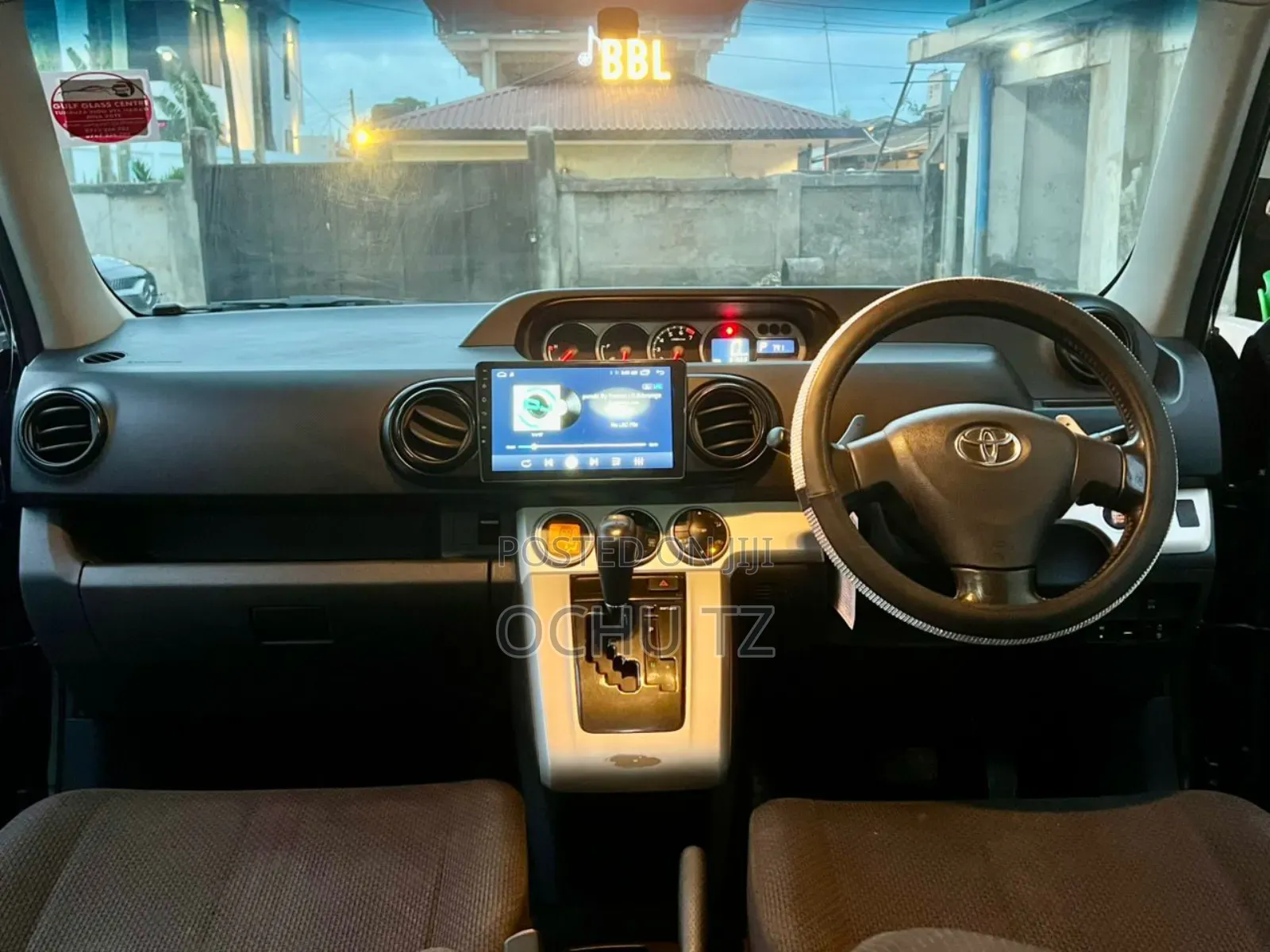Toyota Corolla Rumion Hatchback 1.8 AWD 2010 Black