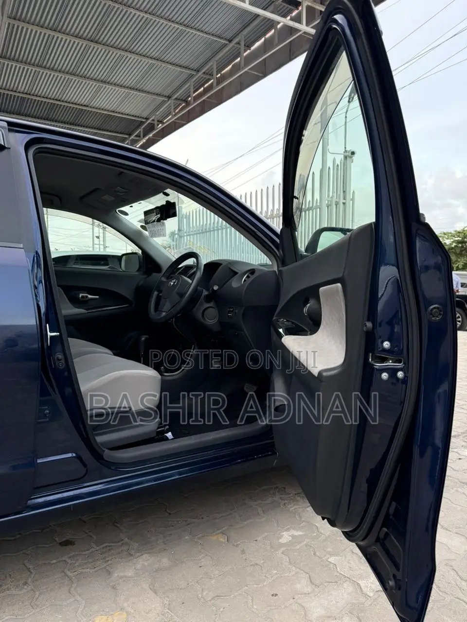 Toyota IST 2007 Blue
