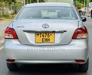 Toyota Belta 2007 Silver