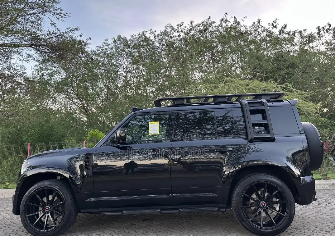 New Land Rover Defender 2022 Black