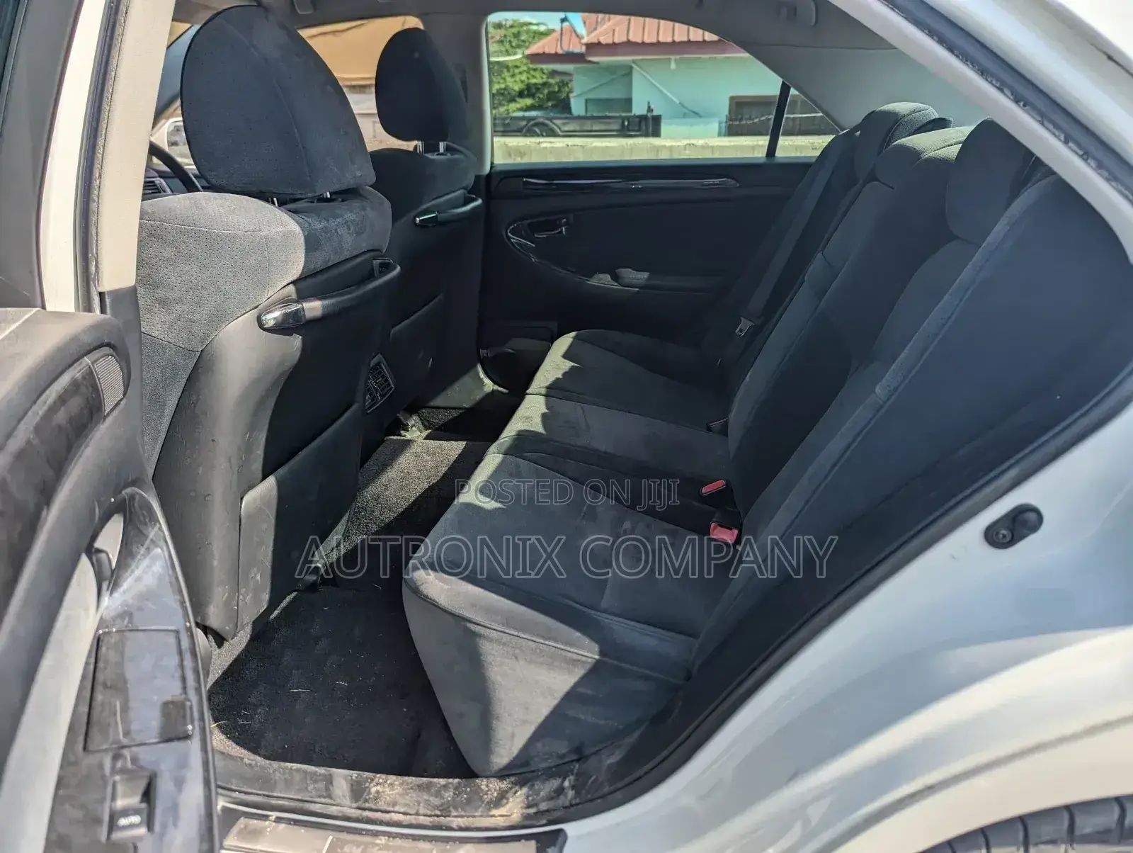 Toyota Crown Royale 2005 White