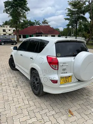 Toyota RAV4 2006 Pearl
