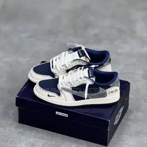 Nike Dior Sneaker