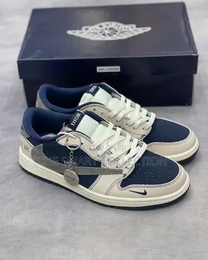 Nike Dior Sneaker