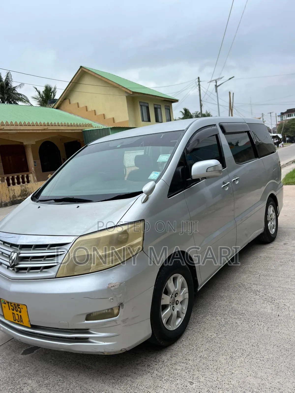 Toyota Alphard 2.4 Petrol AWD 2006 Silver