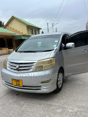 Toyota Alphard 2.4 Petrol AWD 2006 Silver
