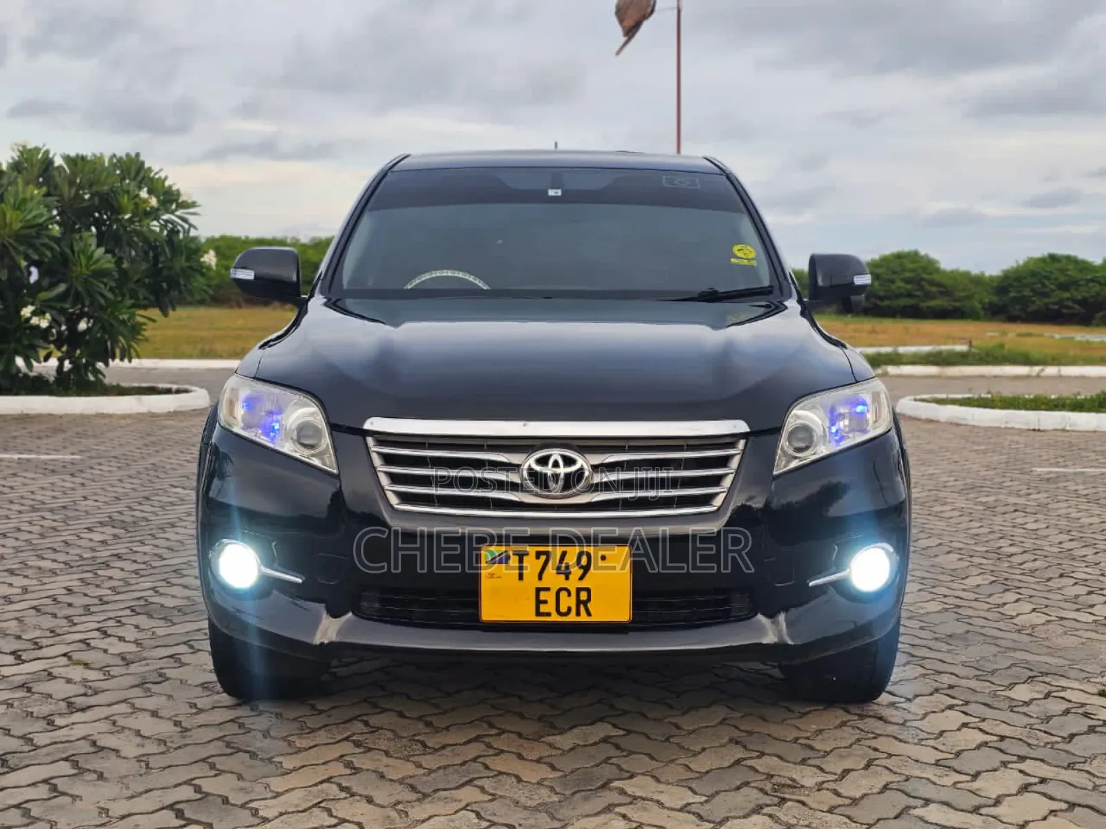 Toyota Vanguard 2011 Black