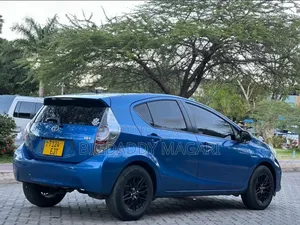 Toyota Aqua 2013 Blue
