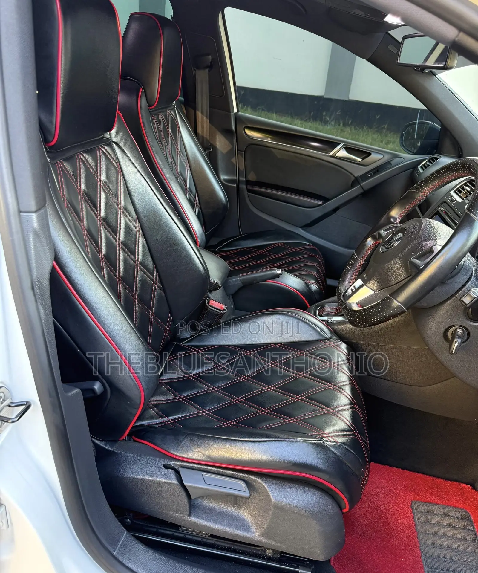Volkswagen Golf 2011 Pearl