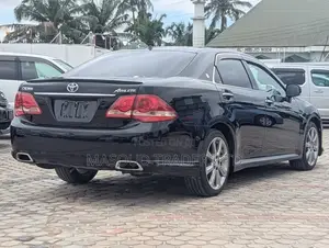 Toyota Crown 2009 Black