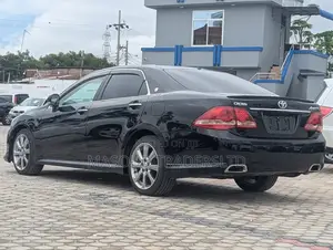 Toyota Crown 2009 Black