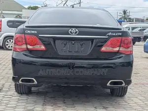 Toyota Crown 2009 Black