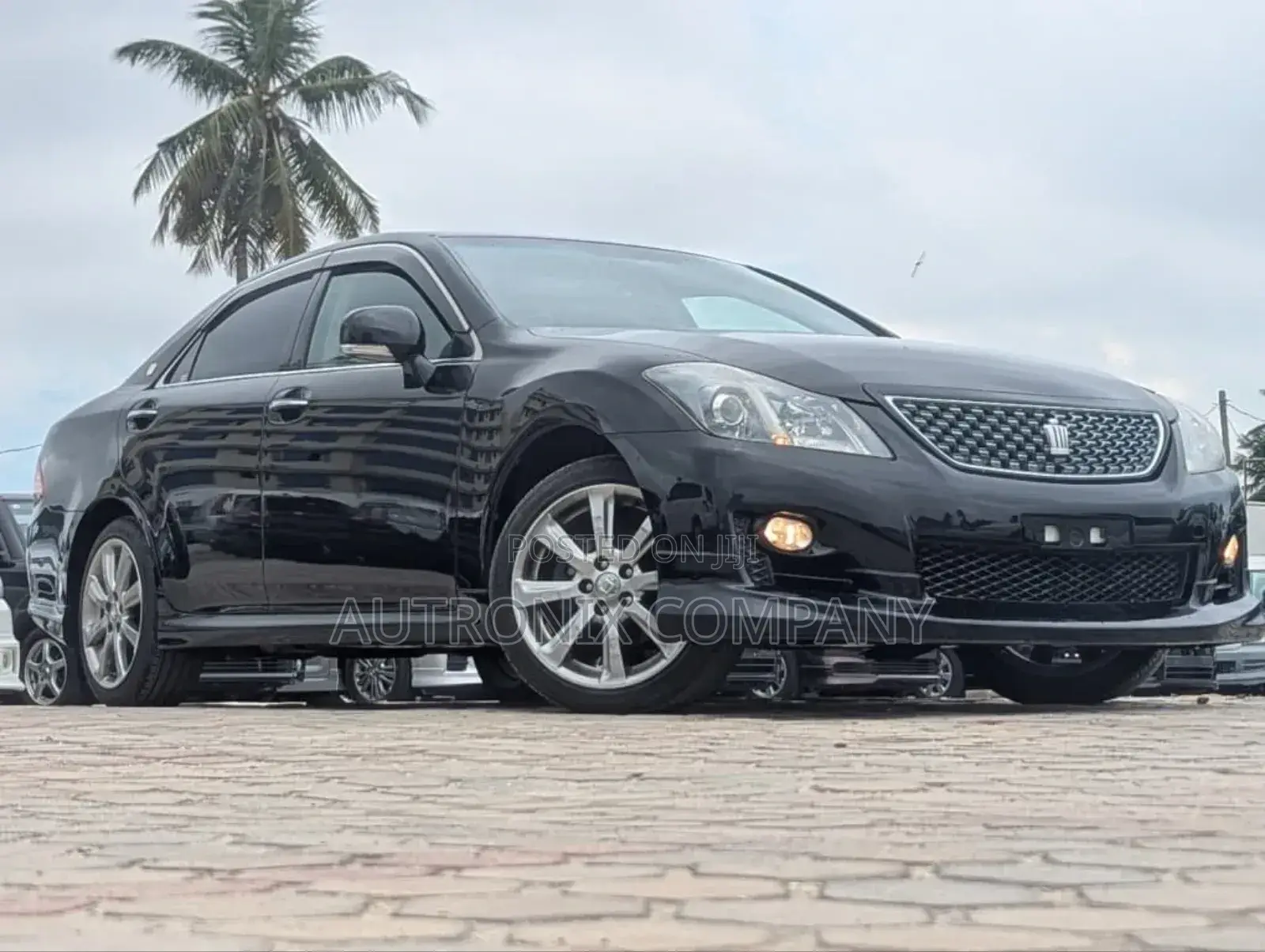 Toyota Crown 2009 Black